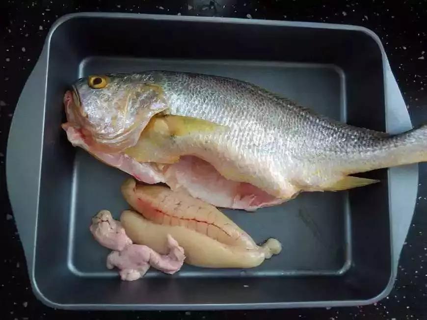 快死的鱼变活鱼，竟然只要往鱼嘴里加点这个就可以实现了