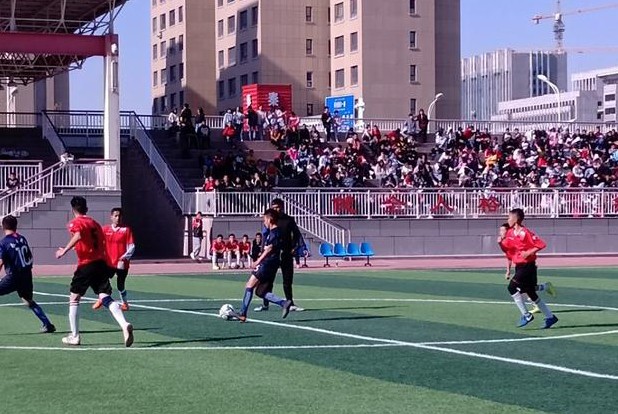 自治区第8届青少年校园足球联赛,2015新疆乌鲁木齐校园足球比赛