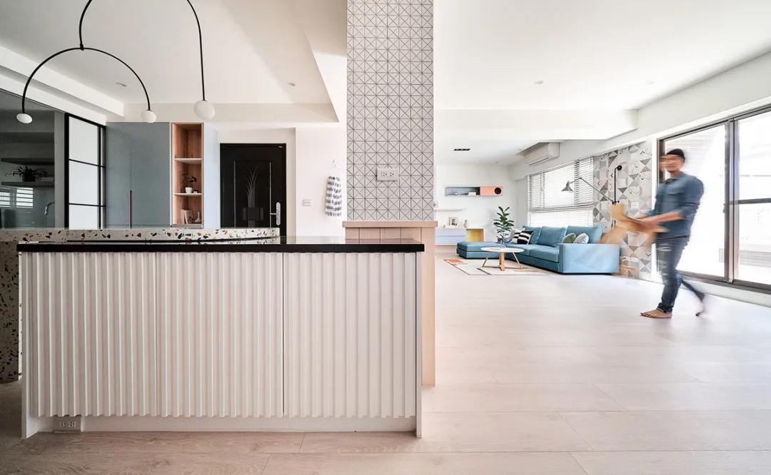 蓝鲫130,130平粉色少女心一镜到底