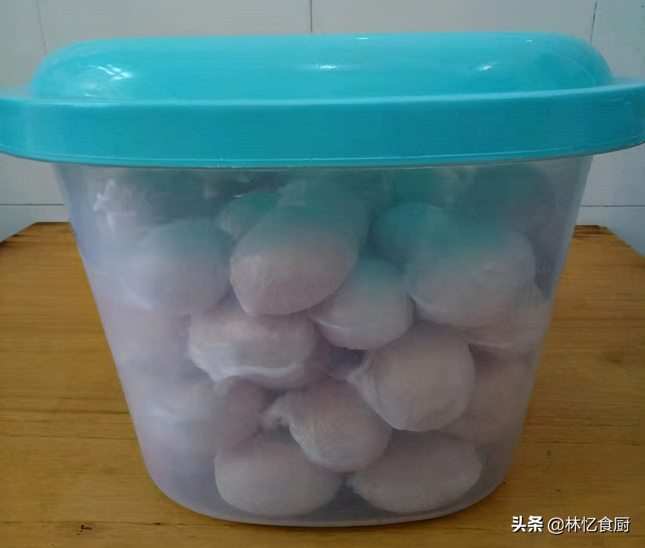 简单腌咸蛋出油最好的方法,腌咸蛋个个出油小妙招