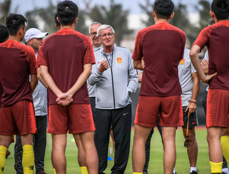 中国足球为什么一直搞不起来,中国足球为什么一直搞不上去