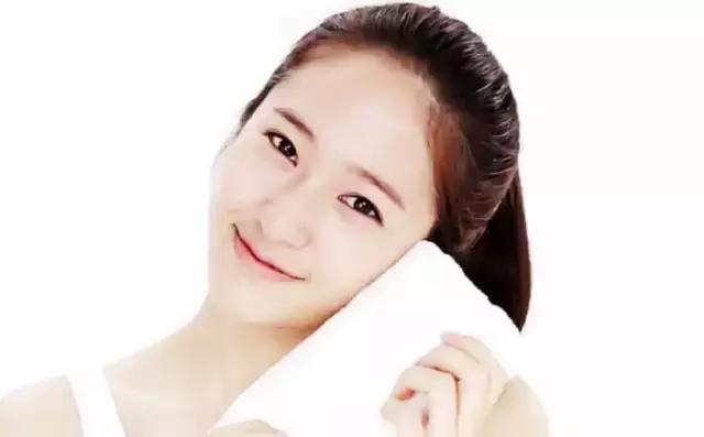 脸上敷面膜过敏长痘了怎么办,易过敏长痘用什么面膜