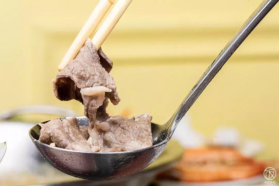 被“骂”了1年多,这家锅里有“金子”的店终于闹大事了!