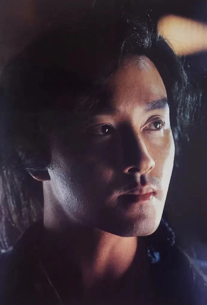 张国荣的遗书与韩寒的回答,张国荣写给韩寒信