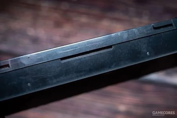 一百多块买个26年前的笔记本，我改了改，还能上网