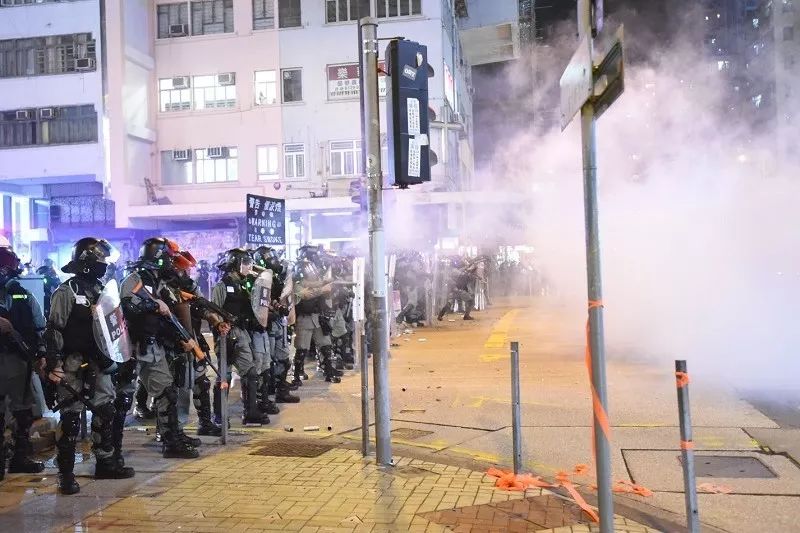 今天香港的这六组数据,令人不甚唏嘘