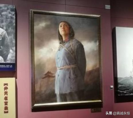 敌人将她的头颅割下，挂在赣州城门上示众，向井冈烈士伍若兰致敬