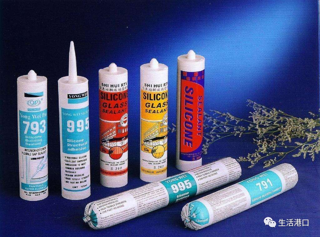 衣服上的玻璃胶清除小窍门,衣服沾了玻璃胶怎么去掉