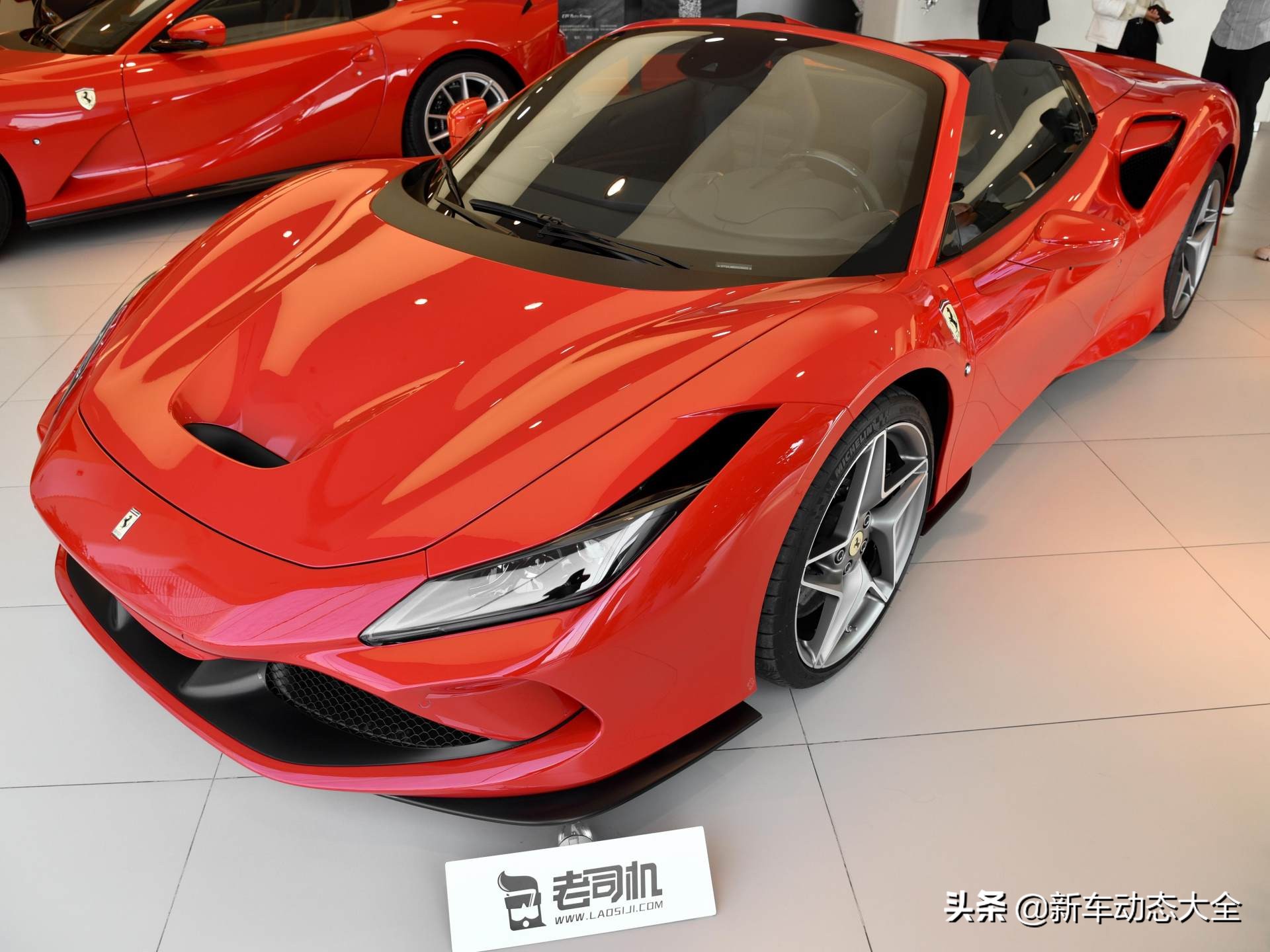 法拉利最帅车型f8硬顶敞篷,法拉利f8spidertailormade落地价
