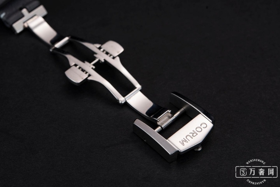 具有独特设计的手表,昆仑金桥表巧妙设计尽显年轻时尚