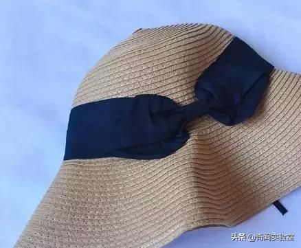 终于找到一款显脸小的草帽,最近流行的草帽前十款