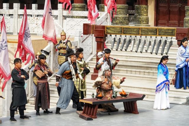 西安穿汉服拍外景的地方推荐,来西安穿汉服看演绎