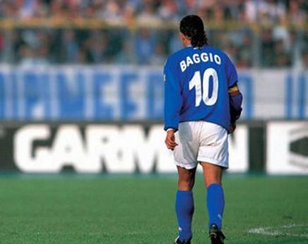 意大利左后卫打不过巴乔,1994世界杯决赛巴西vs意大利巴乔