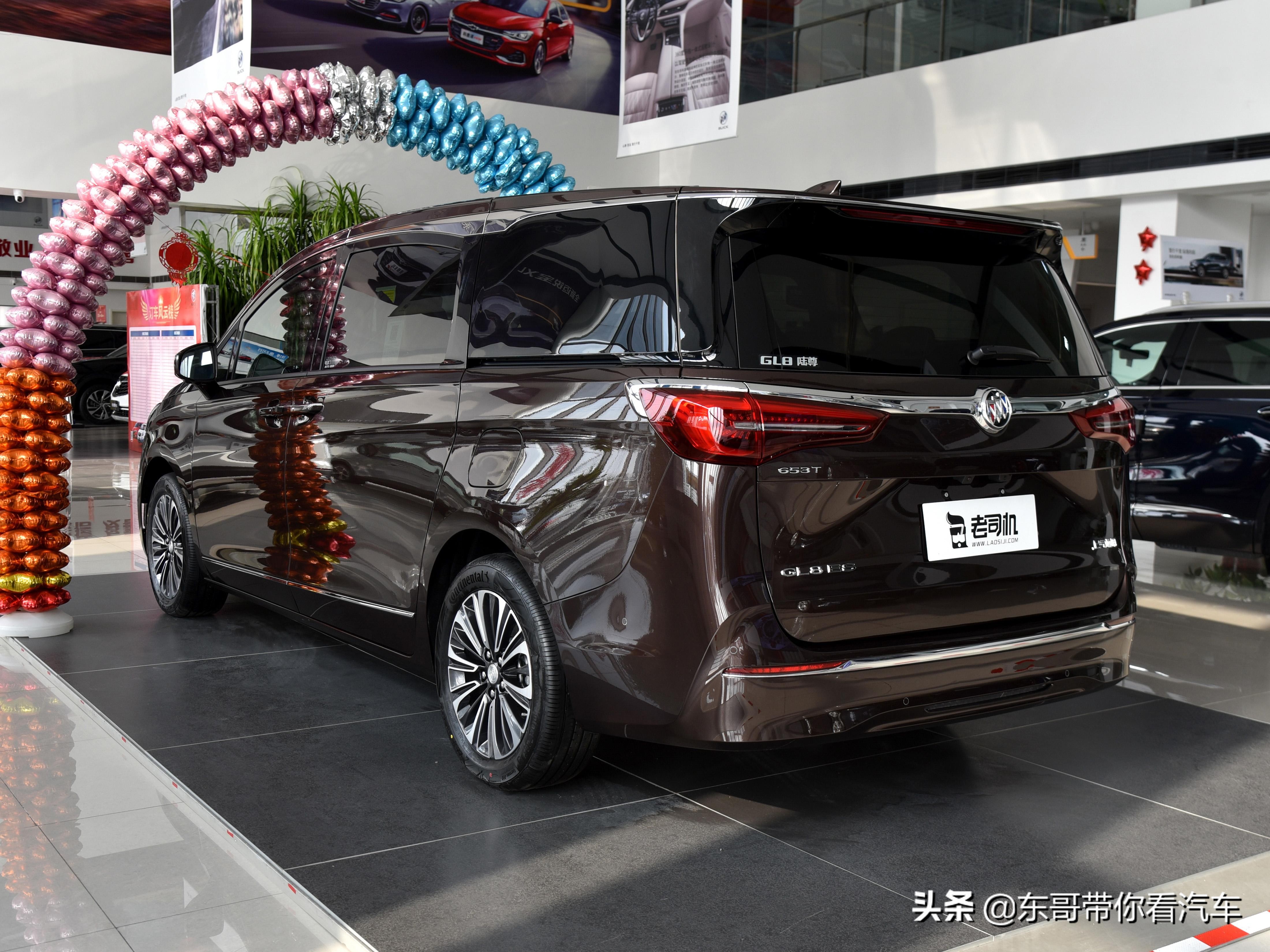 别克gl8最豪华商务车空间展示,别克gl8陆上公务舱豪华型内饰