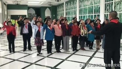 童心未泯仍是少年人,未泯童心的诗句