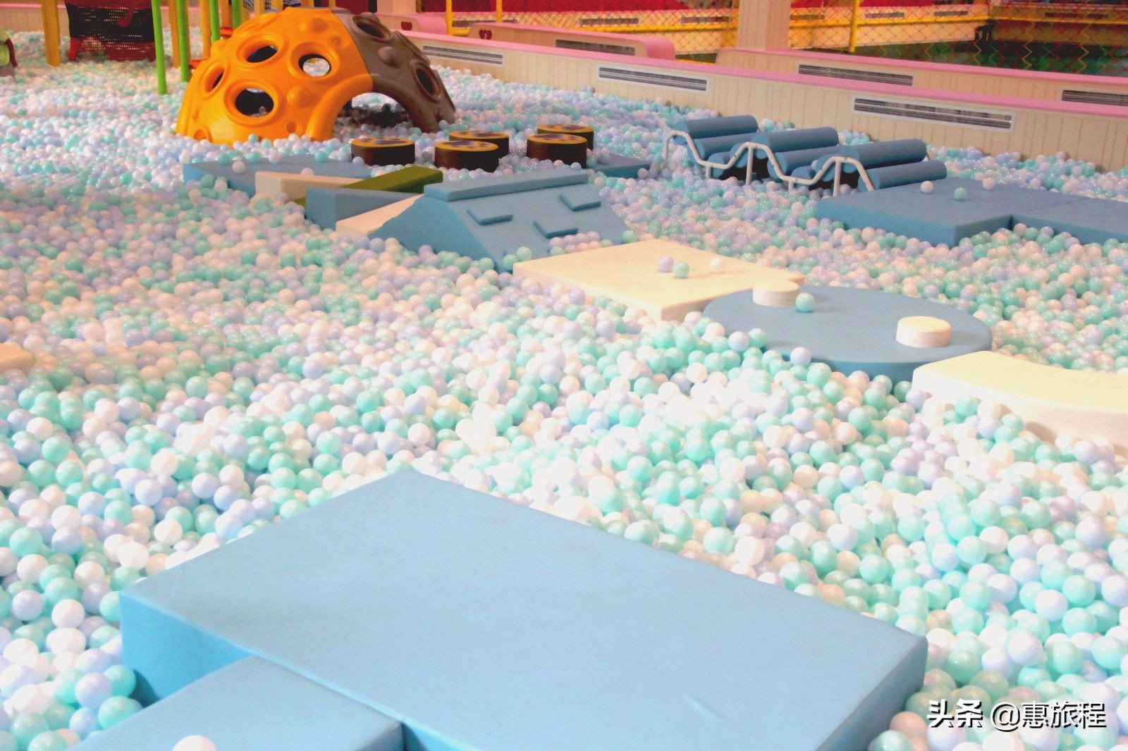 西安市免费公园儿童乐园,西安新城区网红游乐场打卡地