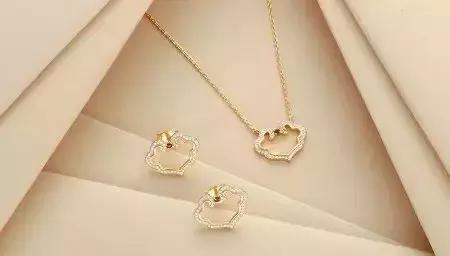 古法黄金手镯传承中的尊贵与优雅,宫廷古法黄金手镯