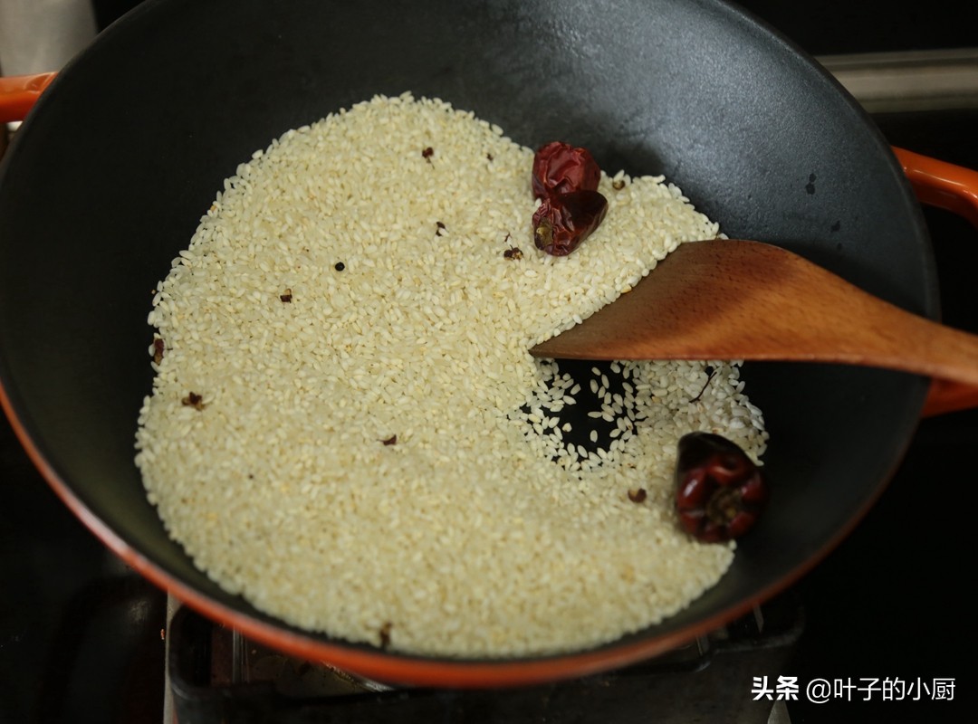 一把蔬菜，三两“秘制粉粉”，比肉还香！知道的人非常少！