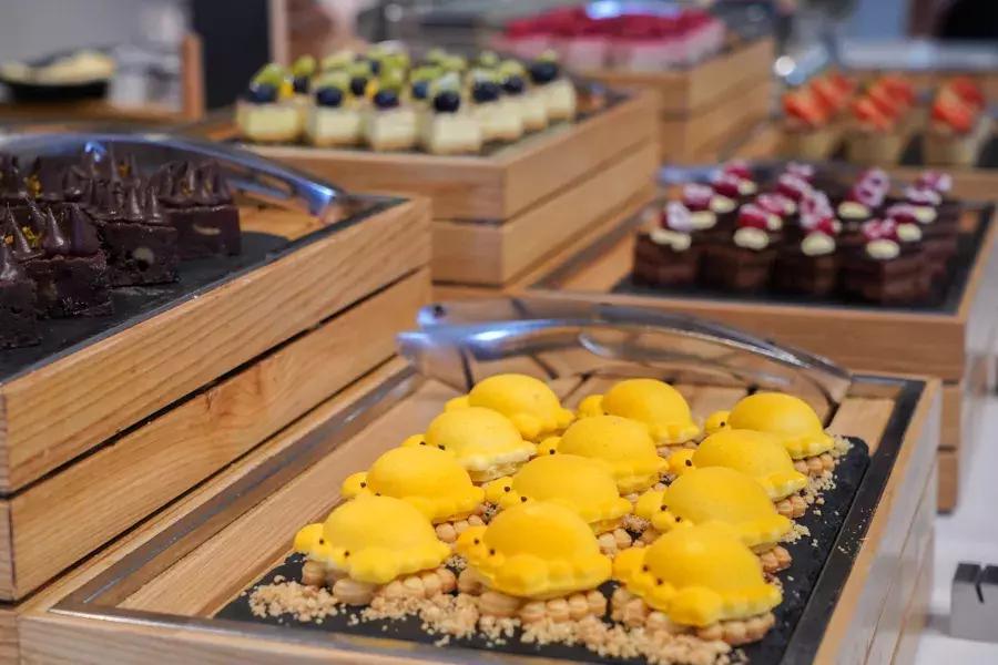 康得思自助餐厅蟹宴,金秋美味的大闸蟹盛宴