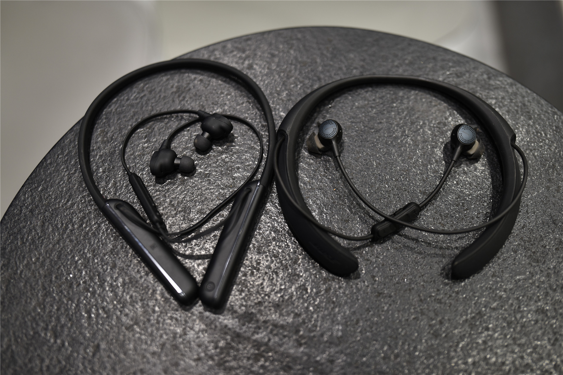 索尼wh1000xm4降噪评测对比,无线通讯黑科技