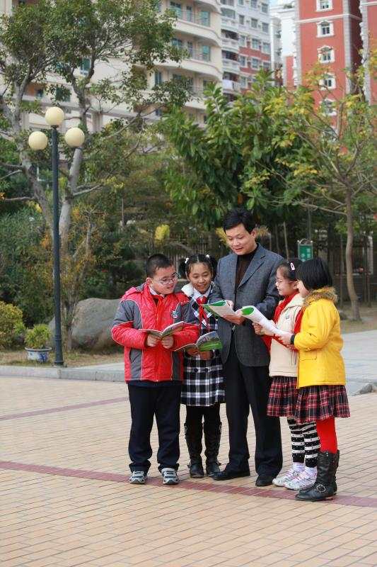 寓教于乐的教育理念,秉承寓教于乐的教育理念