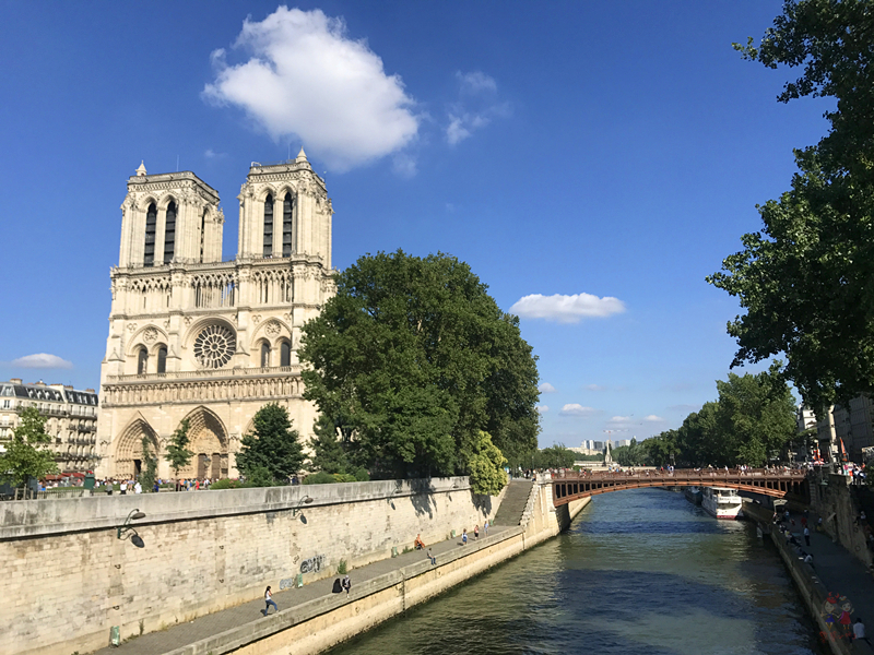 巴黎女人漂亮吗,为什么巴黎人都那么时尚