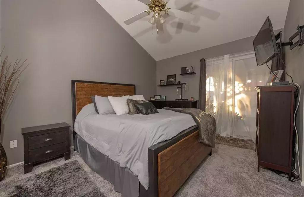 41万刀起库卡蒙格性价比别墅!小孩才选择,超市和优质学区我都要!