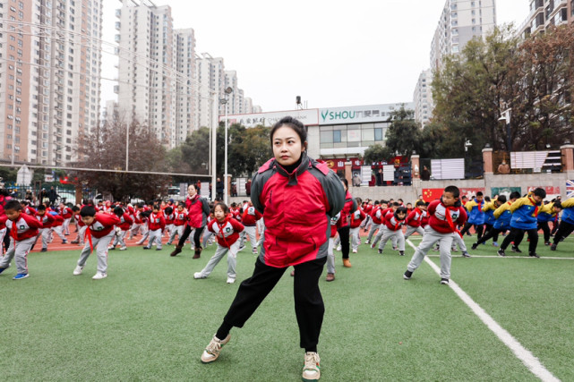 西安富力城黄河国际小学,富力城黄河国际小学方阵