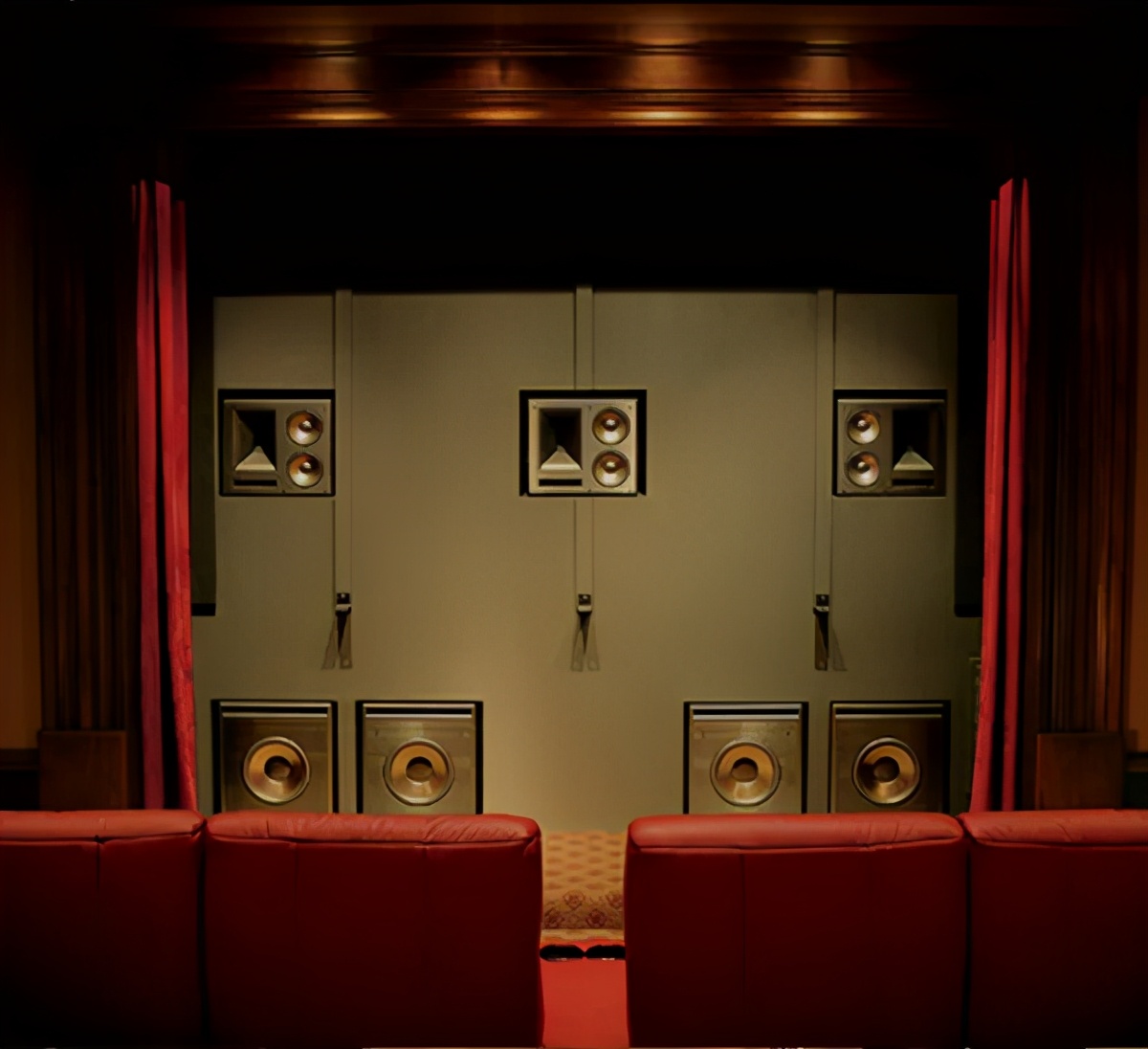 家庭影院低音炮声音小怎么回事,家庭影院低音炮不响怎么办