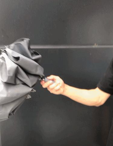 折叠反向伞带手电筒,伞自动折叠照明