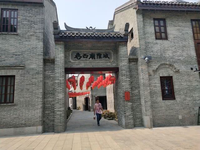 南宁三街两巷为何人那么少,南宁三街两巷能逛多久