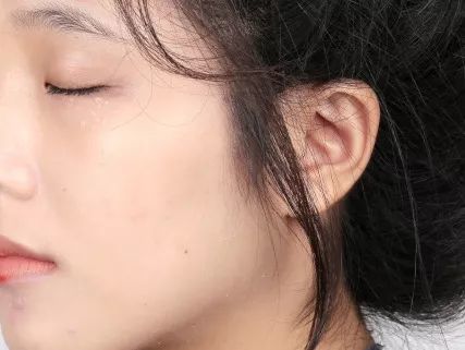 粉底液推荐颜究所,大牌粉底液真实测评