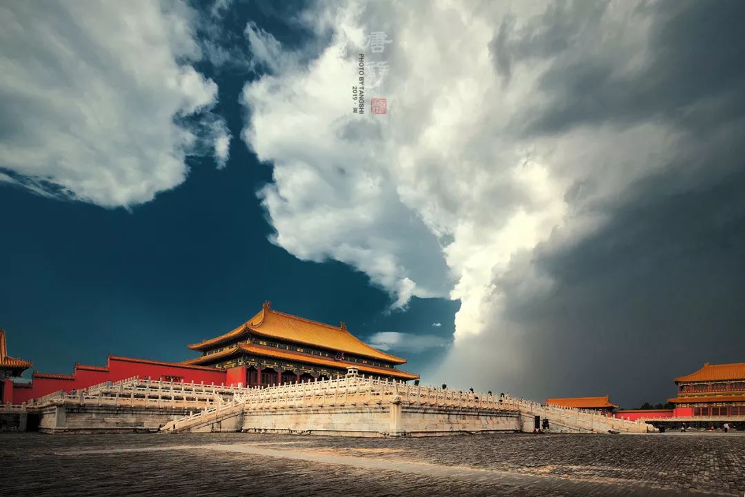 什么是坡屋顶有什么优缺点,什么是坡屋顶保温