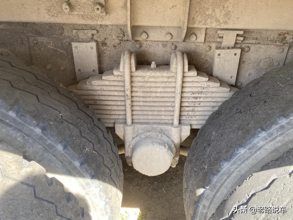 远看五十铃,近看是欧曼——欧曼9泵车