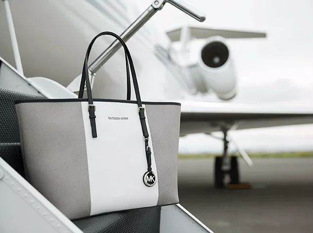 千元轻奢品牌包,人生第一只轻奢包怎么选