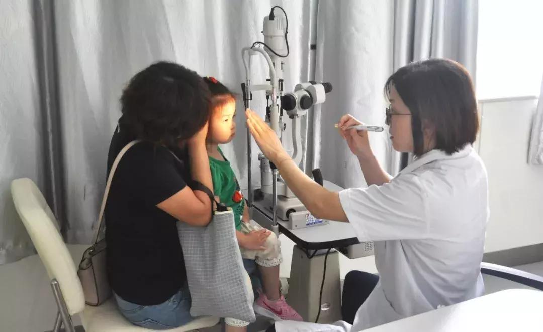 新春走基层除夕夜医院,新春走基层医院