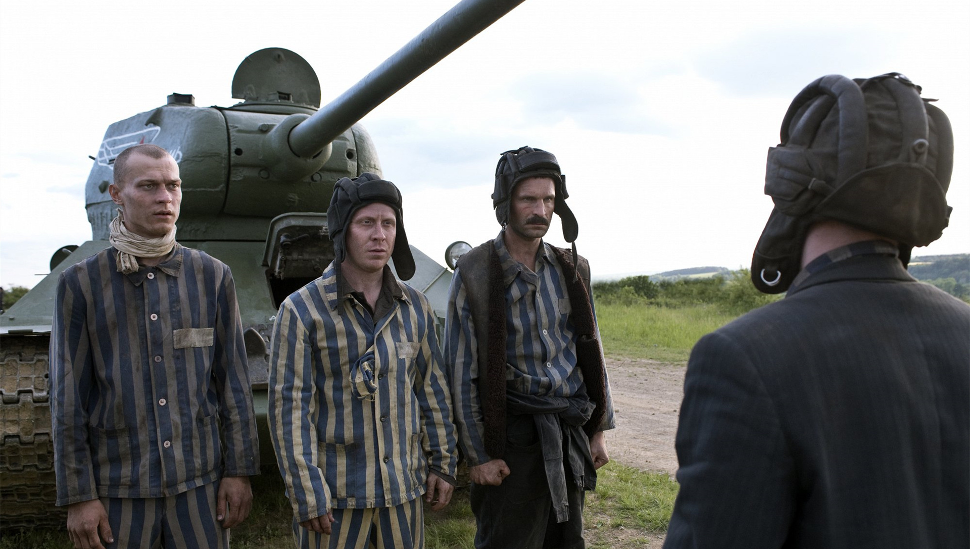 T34坦克有多强?别以为《猎杀T34》很扯,真实情况更加荒诞