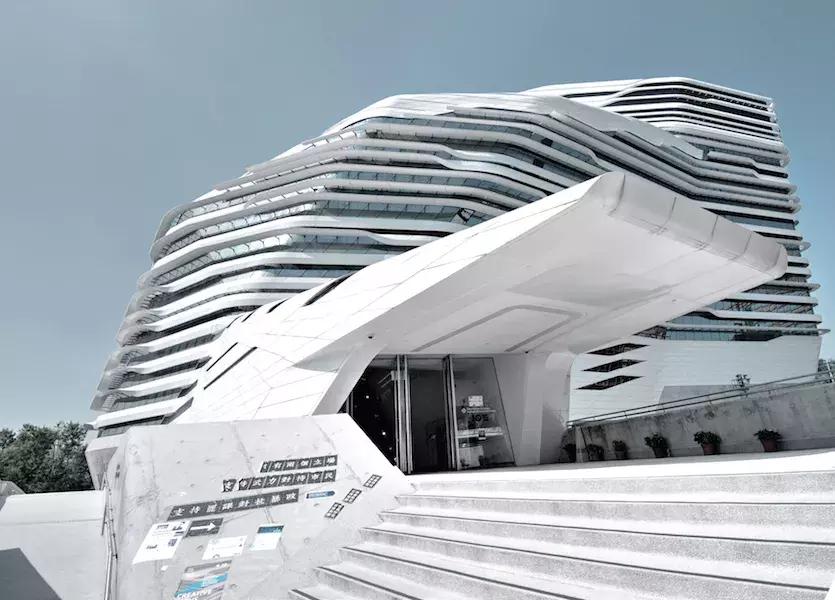 大兴机场历时几年修建,大兴国际机场花多少亿建成