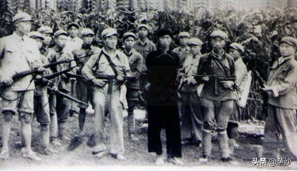 最后一名土匪覃国卿,湘西巨匪覃国卿真实照片