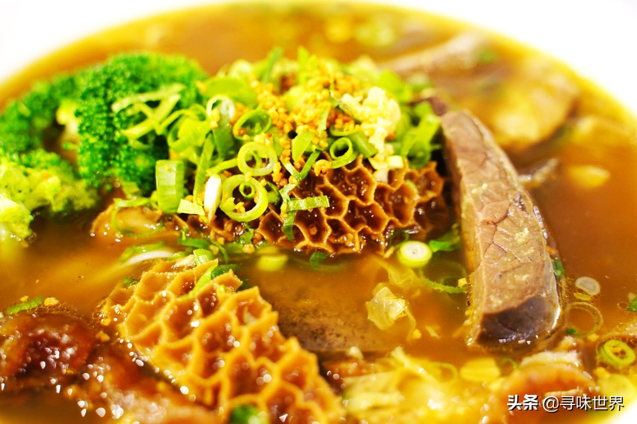 百吃不厌的广东牛杂,广东牛杂老师傅