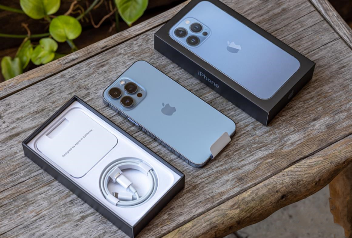 iPhone13创下最长等待周期，连亏几年的黄牛*党**，今年赚钱了