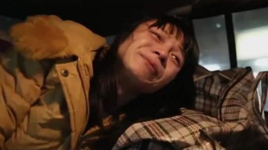 “变性人”李二毛，为爱变“女人”惨遭抛弃，出租屋结束悲惨一生