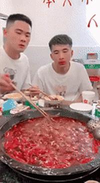 开心一刻｜所谓财富自由：花光财富，让它重获自由