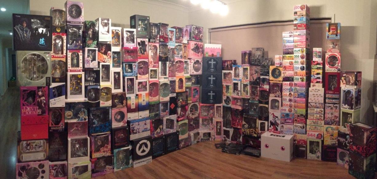 如果挂了，谁来继承我的游戏账号，手办以及漫画书？