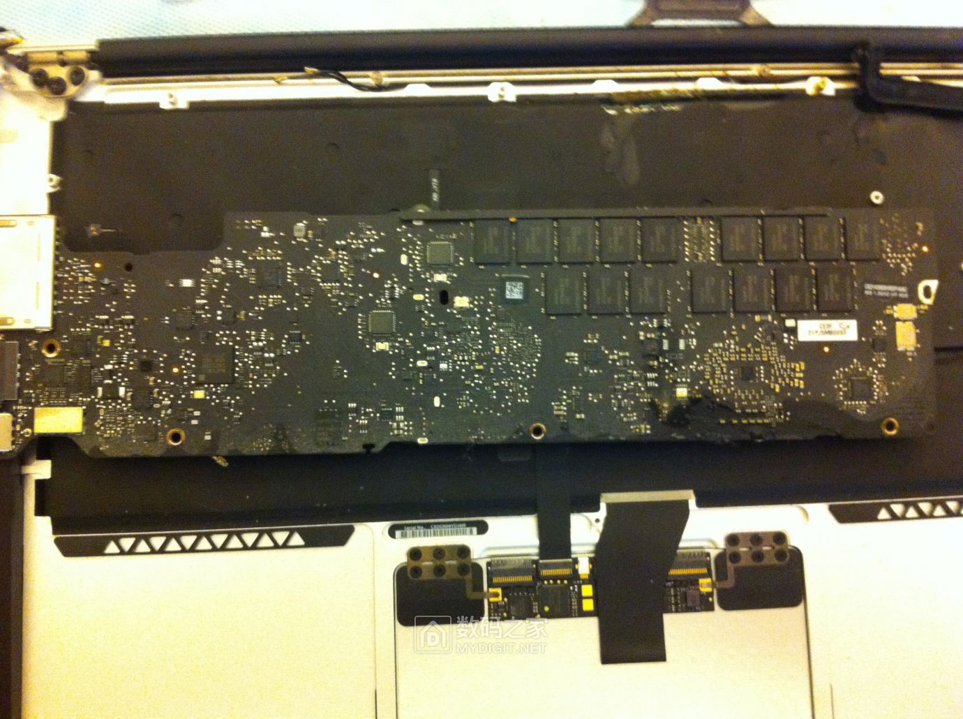 苹果笔记本macbookair7999,苹果笔记本11.6寸macbookaira1370