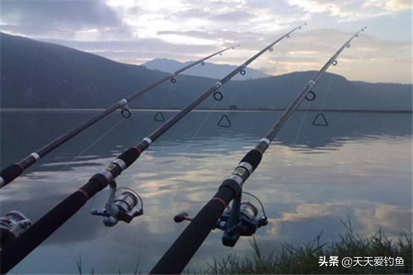 怎么避开小翘嘴钓大翘嘴,手竿钓翘嘴和远投钓翘嘴