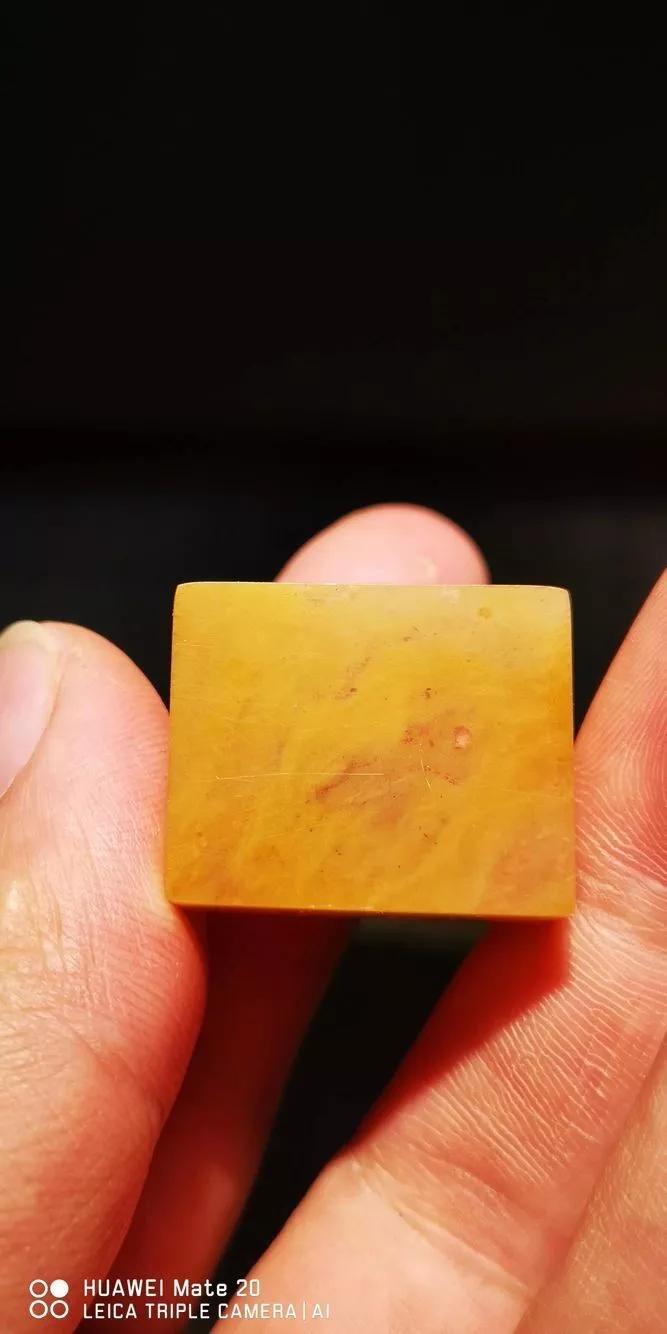 寿山田黄原石真品,怎么鉴别寿山田黄的品质