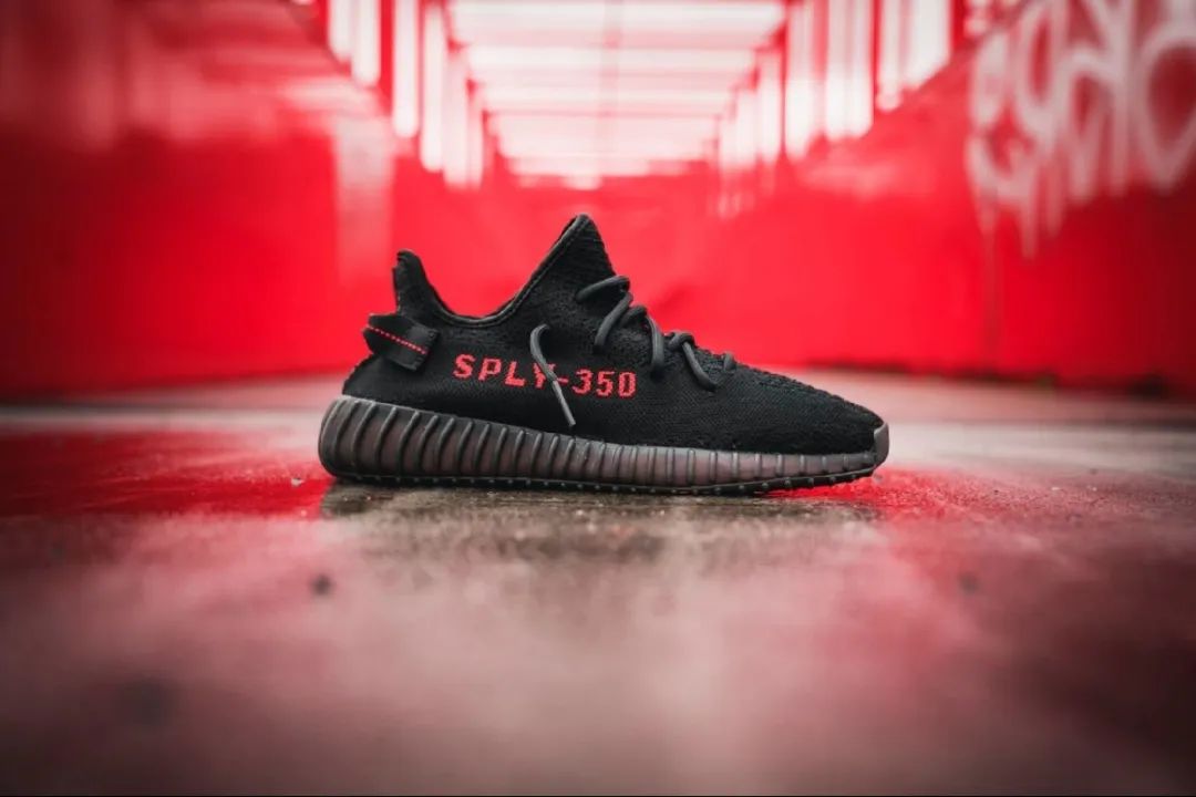 yeezy350v2纯白补货与之前区别,yeezy350新灰橙v2发售时间