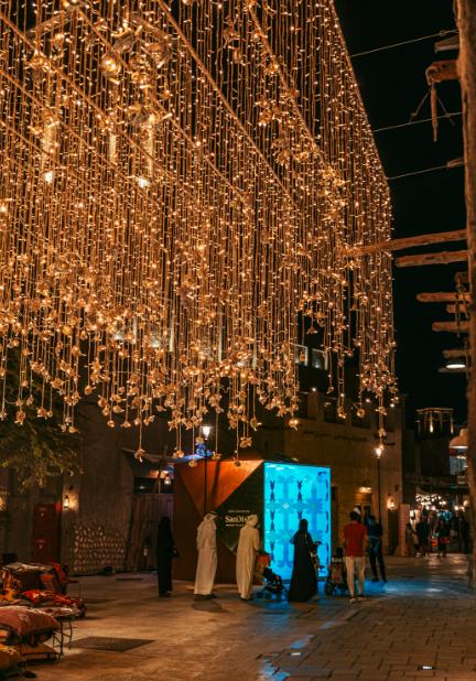 迪拜购物节啥时开始,迪拜购物中心表演视频