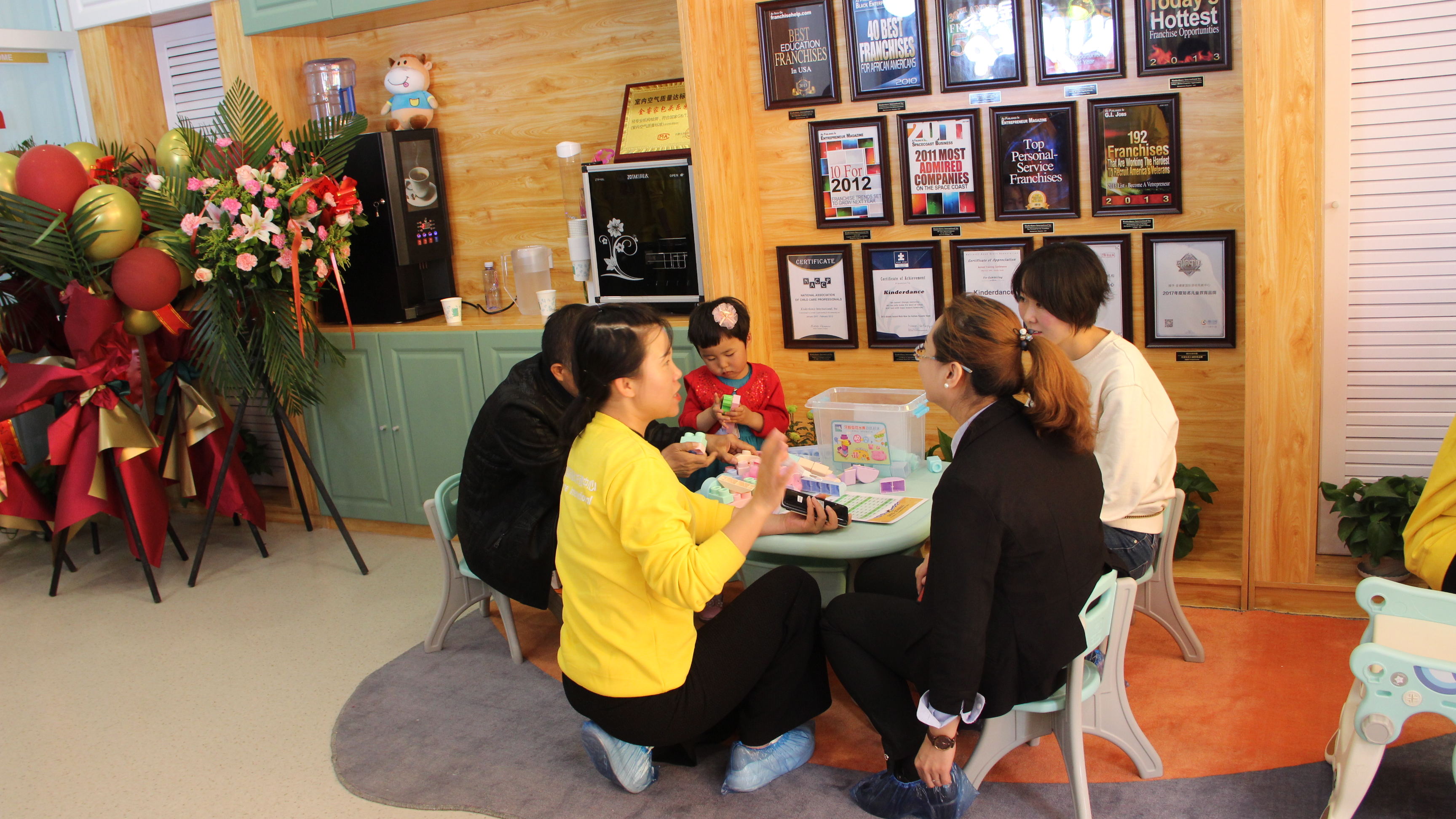 用最好的教育,教育中国的未来!金睿家包头乐园中心开业盛况!